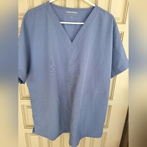 Mandala Plus Sz2XL Scrub Top Lt Blue Short Sleeves V Neck No Pockets Pleat Back